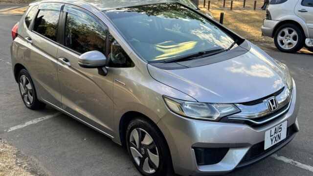 HONDA JAZZ HYBRID 2015. SOLD